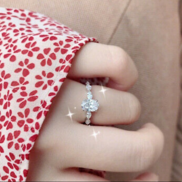 NEW 925 Sterling Silver Beautiful Ring - Picture 6 of 6